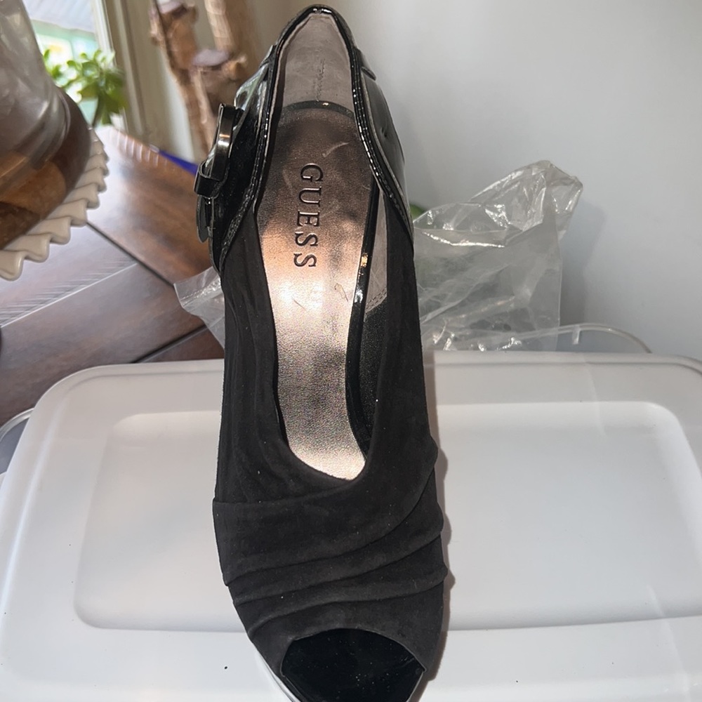 Heels - Picture 3 of 5